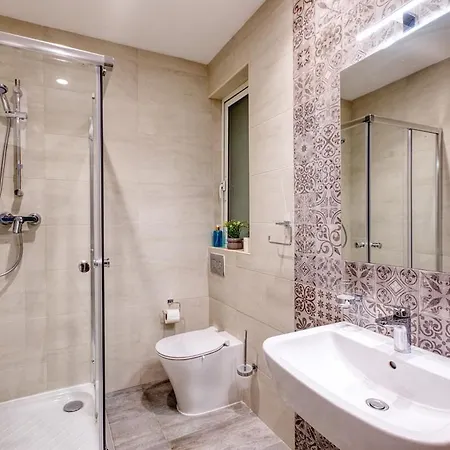 2br Retreat, Parking & Near The Sea Lejlighed